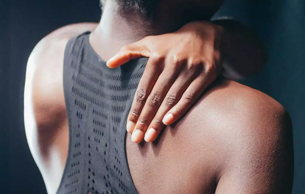 Massages reduce chronic pain.