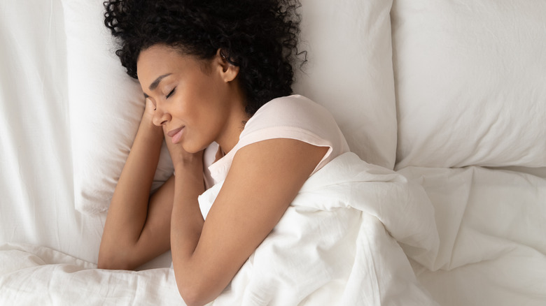 A massage helps you sleep better at night